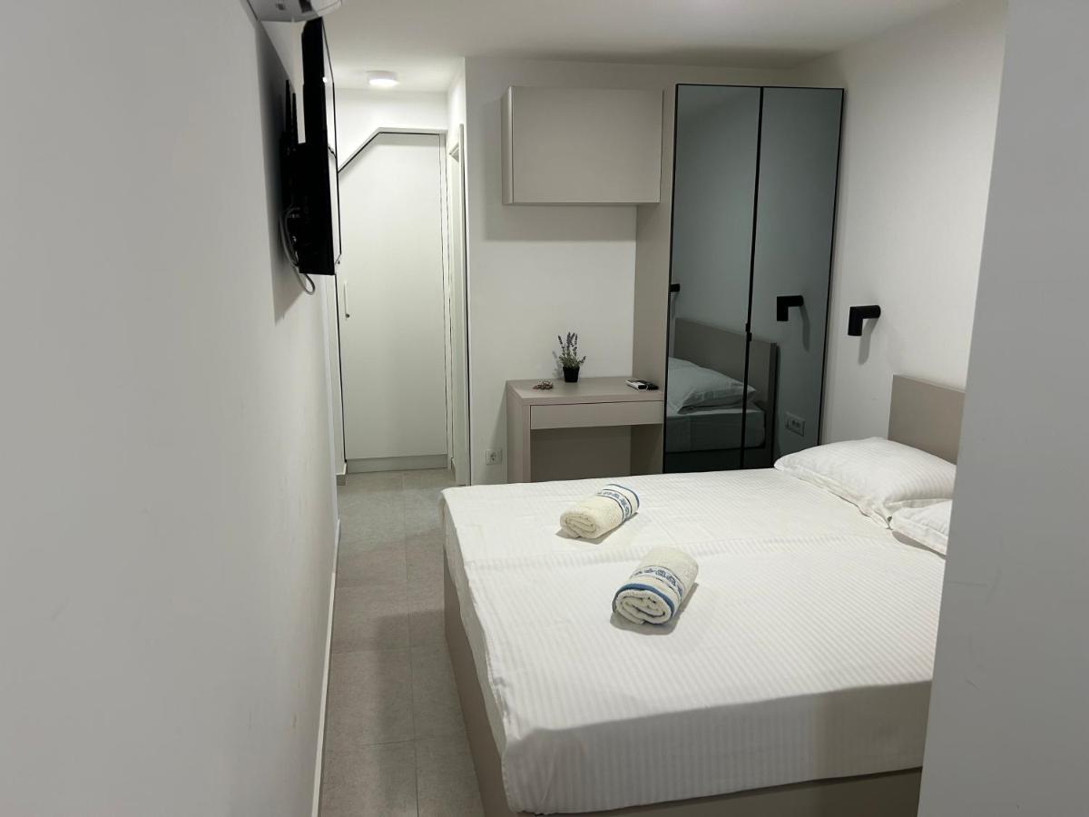 Radunica Old Town - Studio Apartment 3 スプリト エクステリア 写真